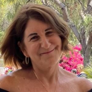 Meet your Posher, Lynn